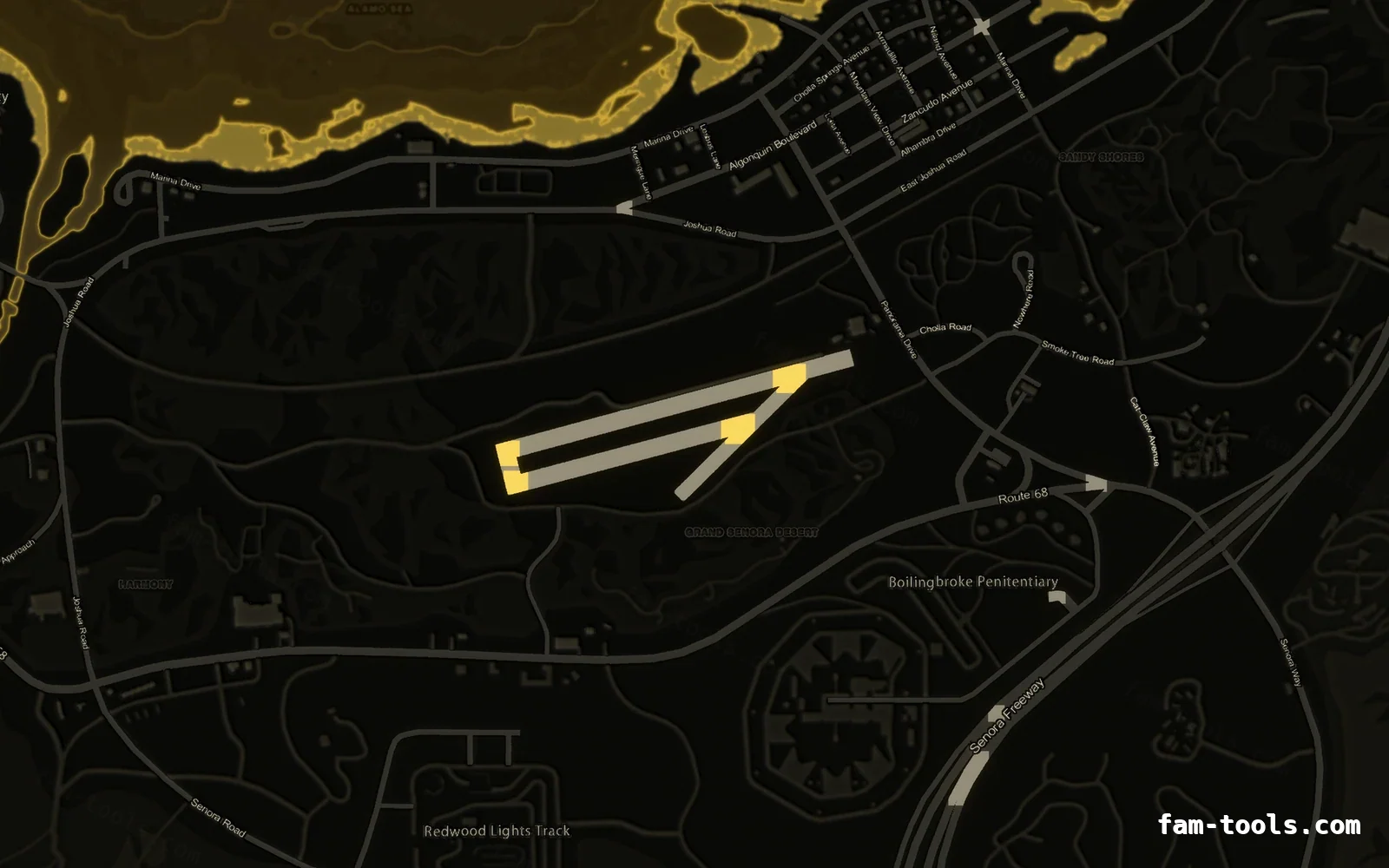 Yellow SOLAR FiveM-compatible minimap for GTA 5 — without postal codes — showing Sandy Shores and the desert